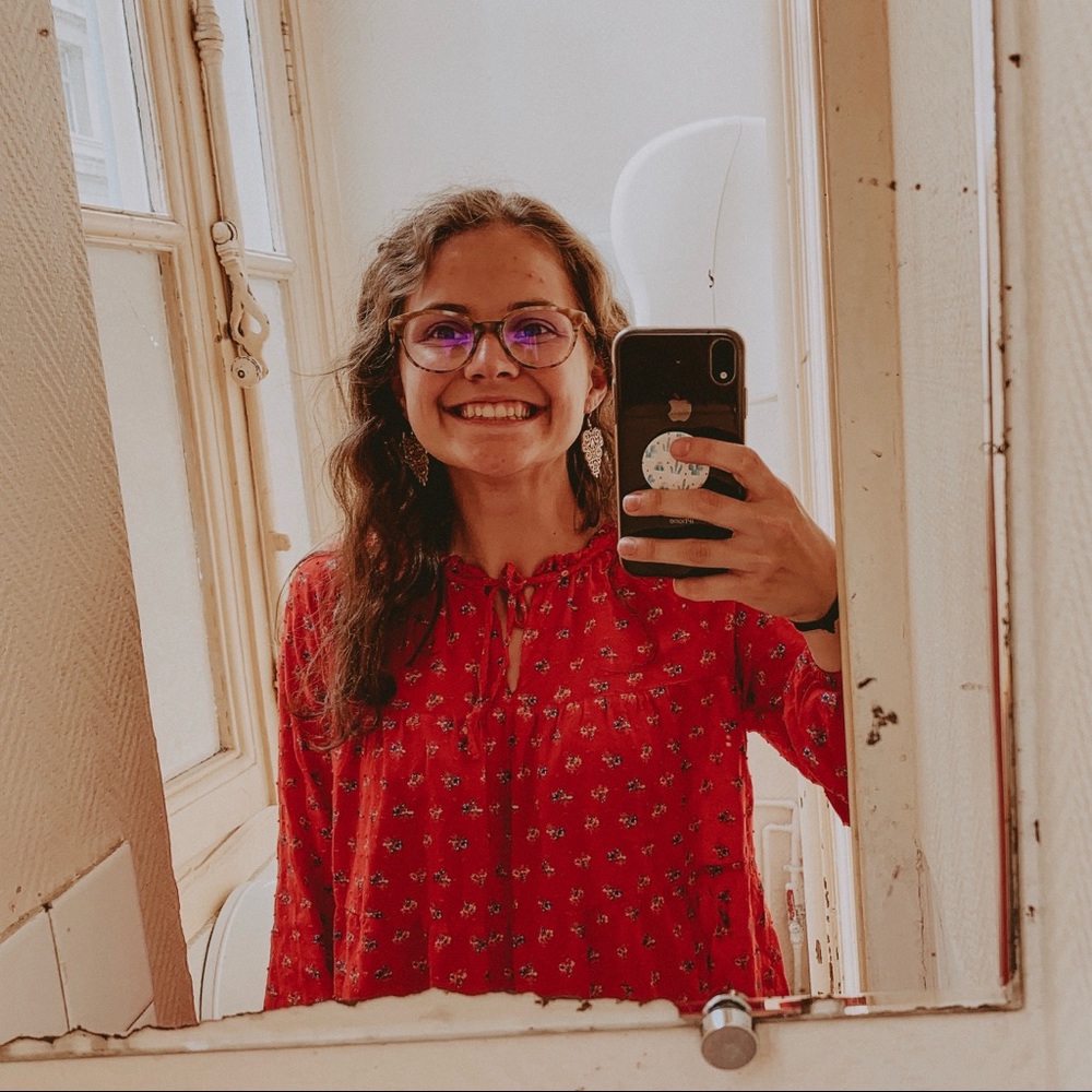 Meet your Posher, Ashley